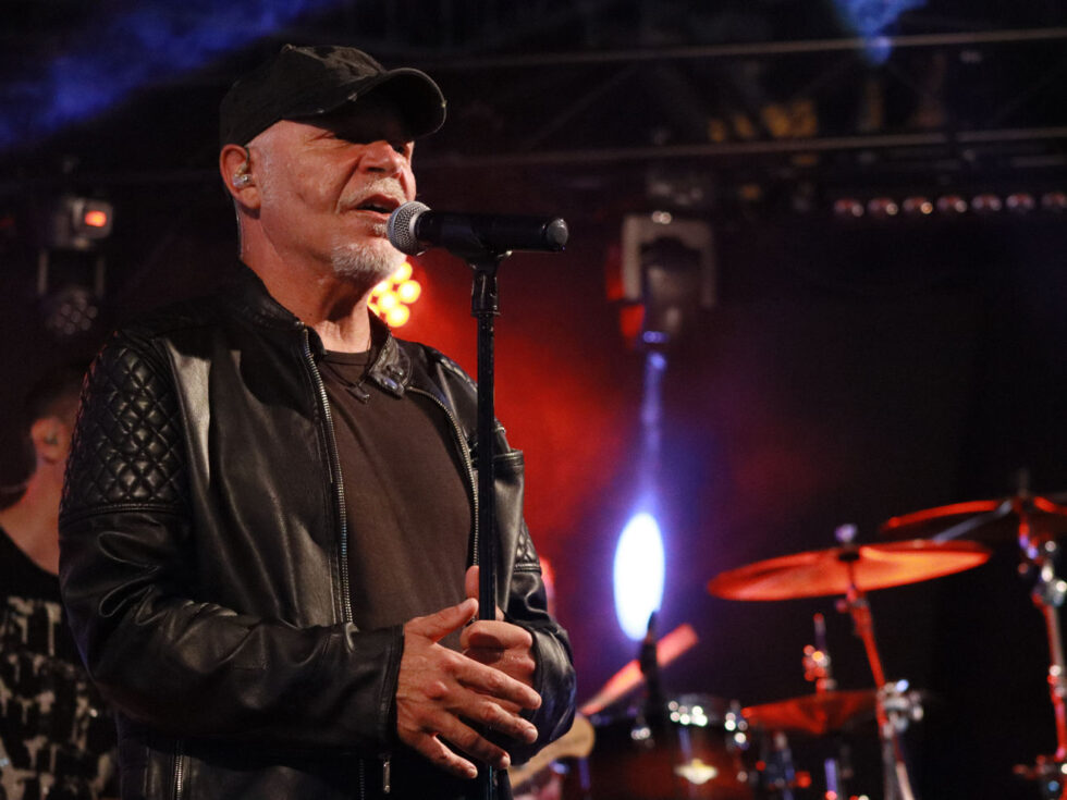 Michele Carovano - Vasco Rossi impersonator
